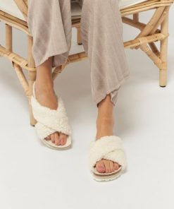 Modernattire.shop59f9fdba77 4